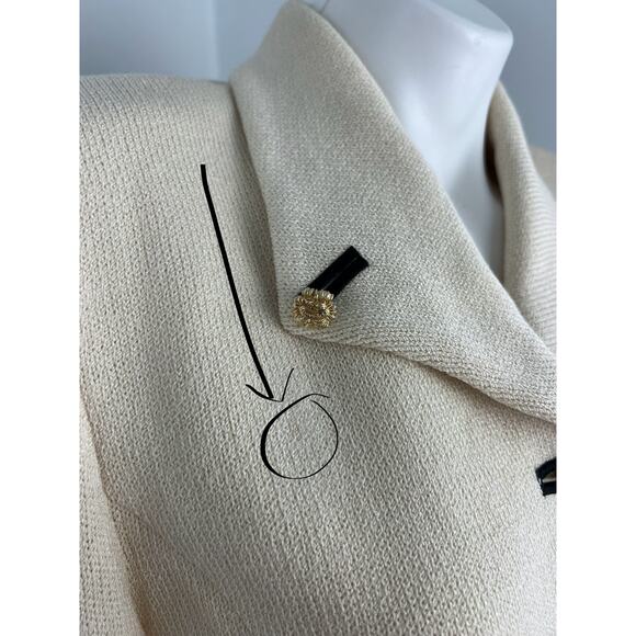 St John Collection Vintage Knit Blazer in Cream w Gold Buttons 10 - Picture 3 of 8